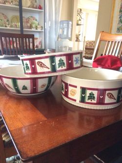 Pfaltzgraff serving ware 3 piece Christmas/Holiday