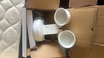 Flood lights