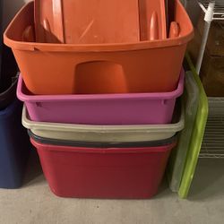 5 Moving Totes With Lids 