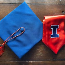 UIUC Graduation Regalia