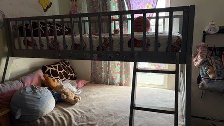 Bunk bed