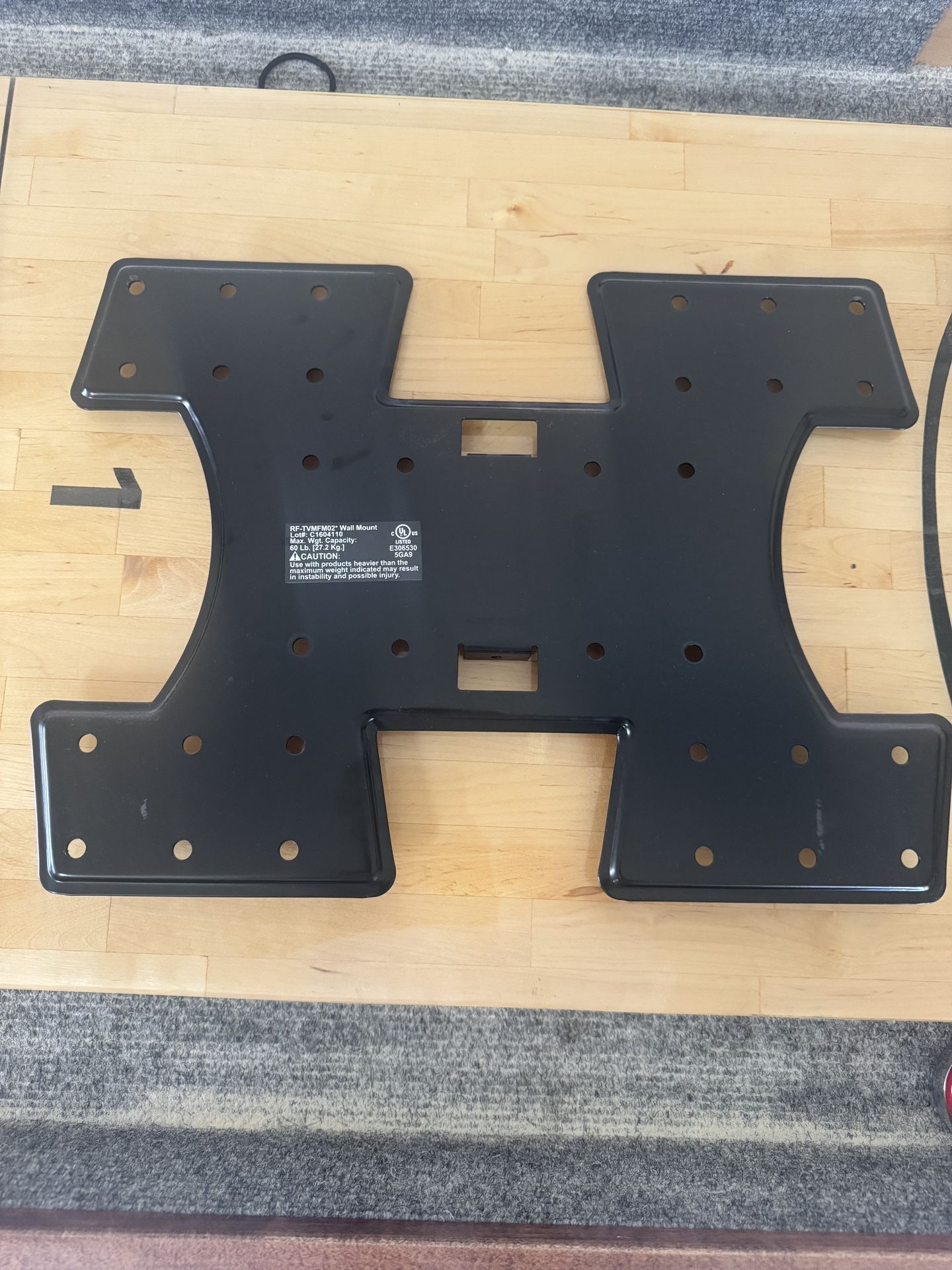 Rocket Fish Extending Wall Mount