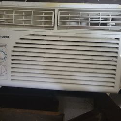 Window AC