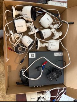 SWANN 8 SECURITY CAMERA SYSTEM