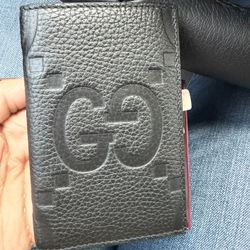 Men’s Gucci wallet - Authentic 