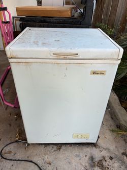 Deep freezer
