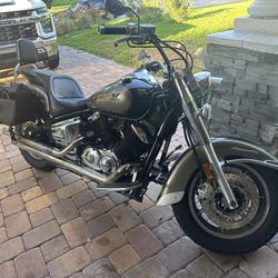 Yamaha V Star 1100