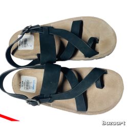 sz 8.5 cliffs  By White Mountain Toe Loop leather sandals Black
