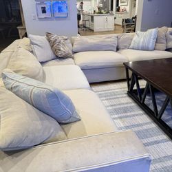 Free Sectional