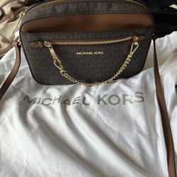 Mk 👩🏼‍🦰