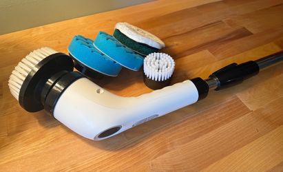 Power scrubber- new pads & removeable wand