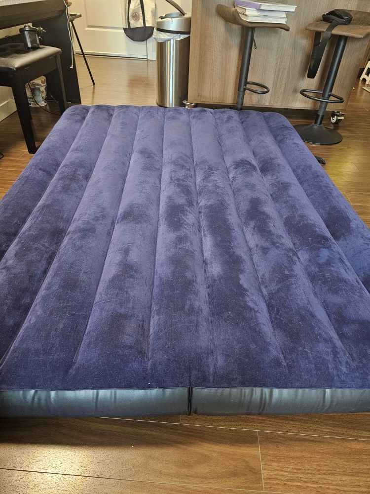 Intex Inflatable Mattress - Queen size