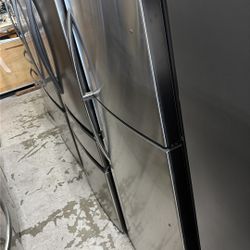 Top Freezer Refrigerator Frigidaire 