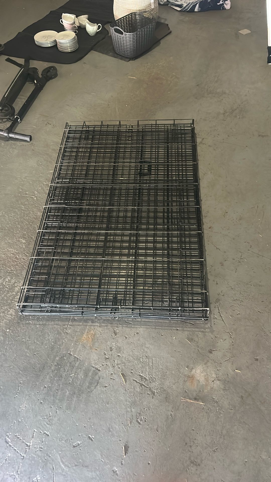 Med And Big Dog Cages !