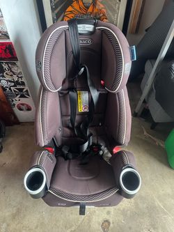 Graco Convertible Car Seat with Cup Holders