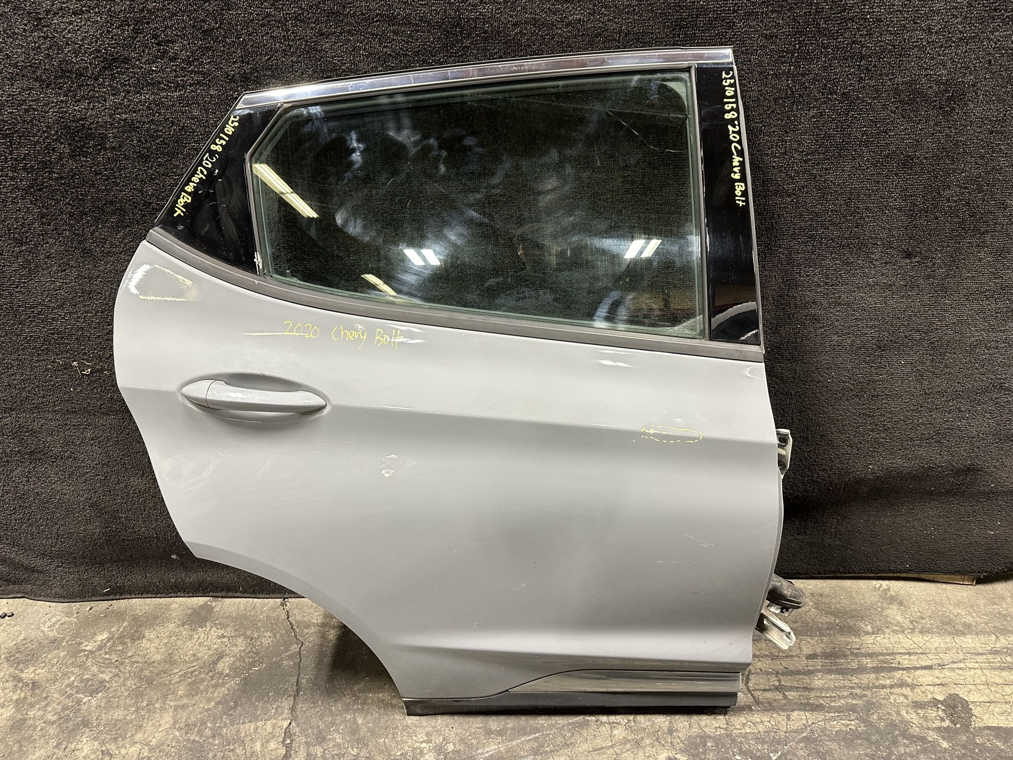 2020 Chevrolet Bolt OEM Right Rear Door assembly