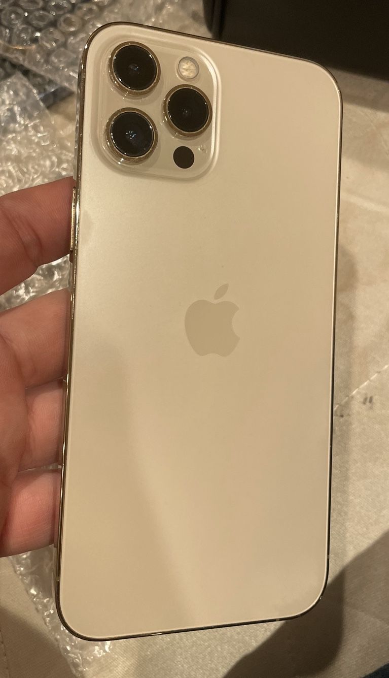Sell Iphone 13 promax 256gb, Gold, unlocked, likenew