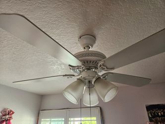 42" Ceiling Fan with Light & remote