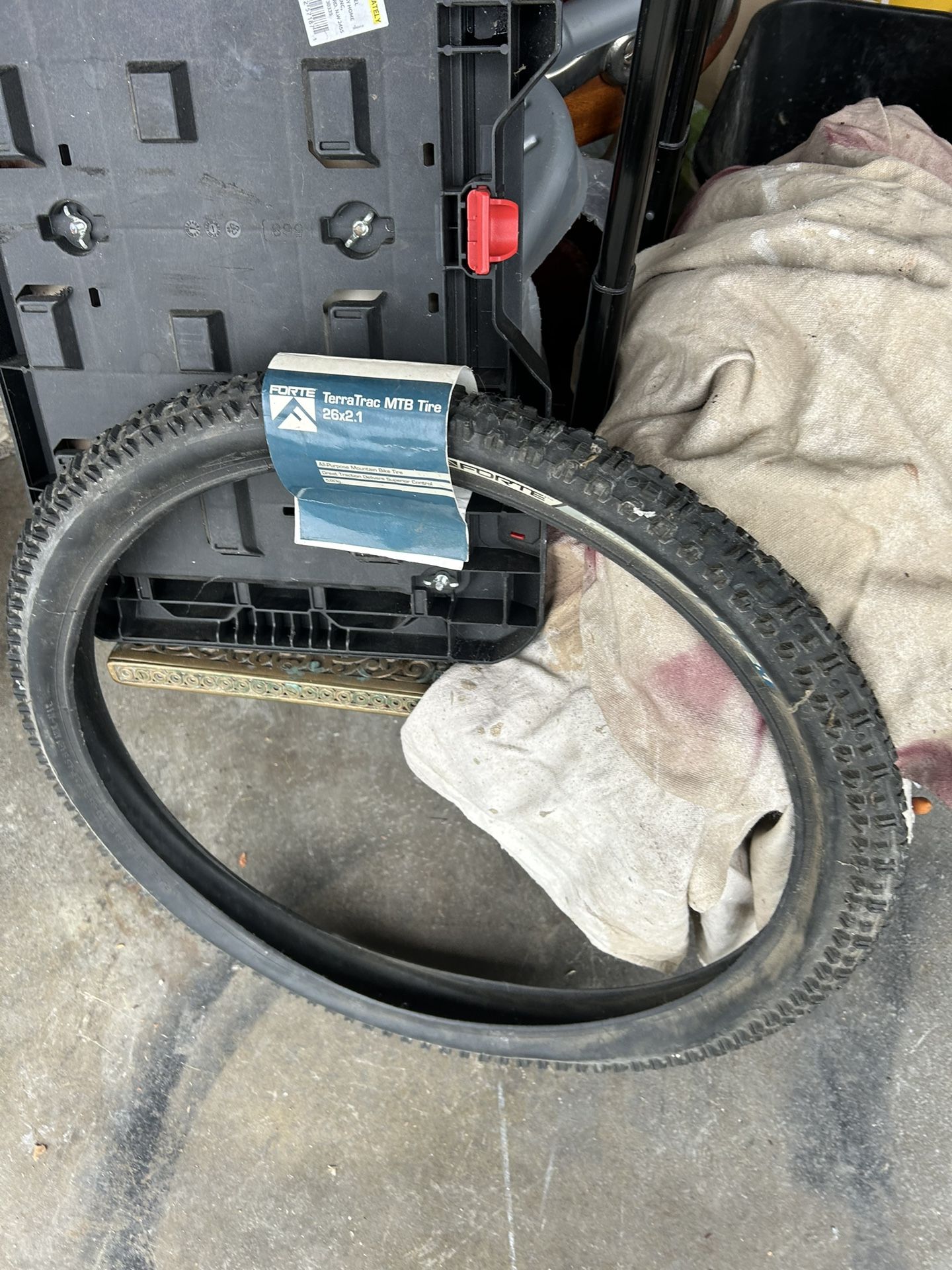 Mountain Bike Tire for Sale in Concord, CA OfferUp