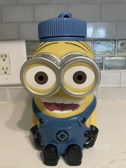 New Original Minions Sippie Cup 9x4 Inches