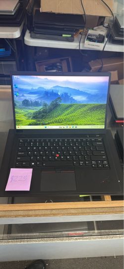 Lenovo Thinkpad X1 Carbon 16GB RAM 256GB SSD Core i7 Windows 11 Pro