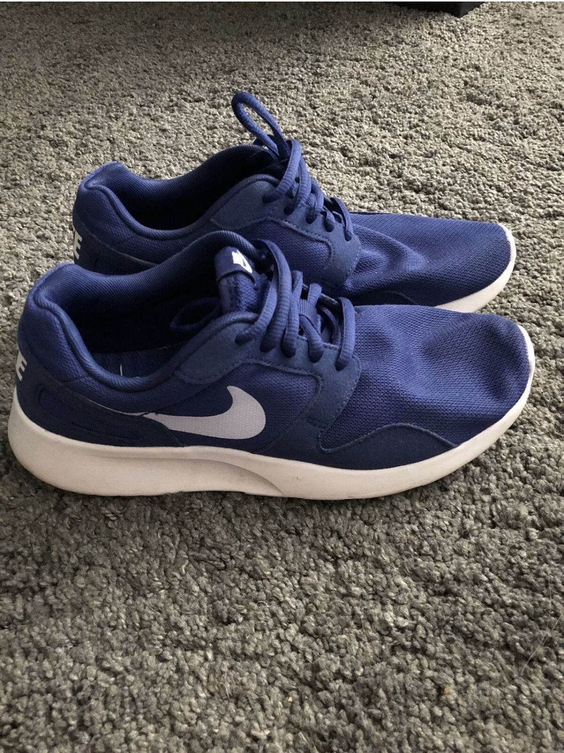 Nike Women’s Kaishi Blue/White Running Shoe - Used few times