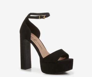 Pumps Helled Sandals 