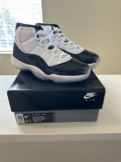 Air Jordan 11 Retro Concord Size 9.5