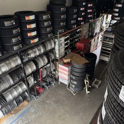 New Tires , Hubcaps , TPMs, OEM Rims ,,,