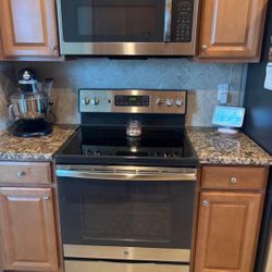 Full Kitchen Appliances Set For $1600
