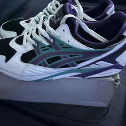 Aasics Gel  Kayano Trainer