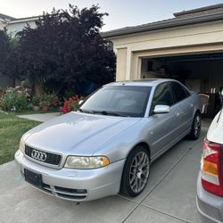 01’ Audi S4