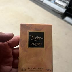 Tresor by Lancome 30ml EDP Spray VINTAGE SEALED