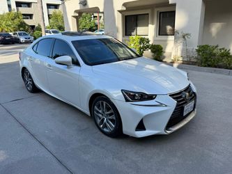 2018 Lexus IS 300