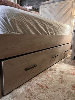 Twin bed