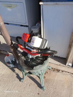 Auger Gas Powered Pole Digger