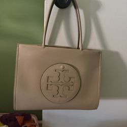 Pristine Tory Burch Small Ella Bio Purse!  Only Used Short Time! Can Be Used As Cross Body 