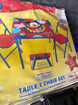 Mickey Mouse kid table set