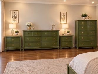 4 pcs dresser Set Olive green with Golden handles in excellent condition delivery also available