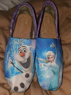 Toms size 7 Frozen shoes