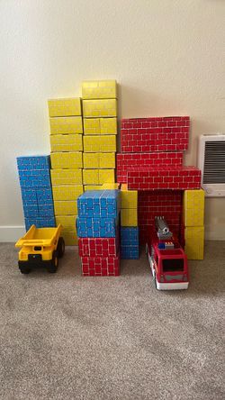 Kids Toy Brick Blocks Set with toy trucks