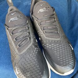 Nike AirMax 270 