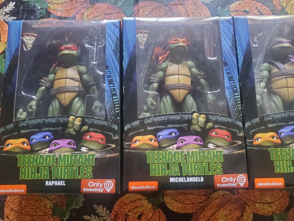 Neca Teenage Mutant Ninja Turtles 1990 movie set Gamestop Exclusive