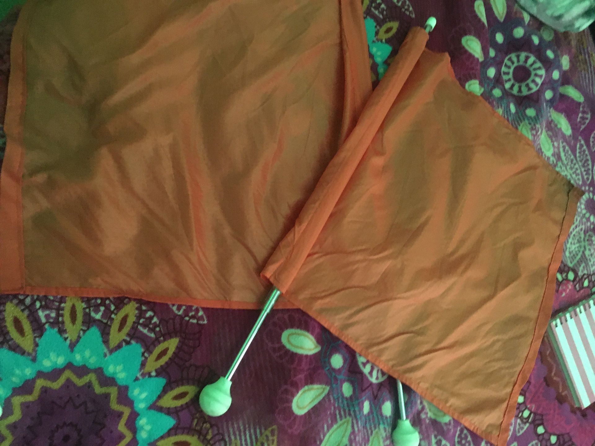 Short flags/pep flags/twirl flags