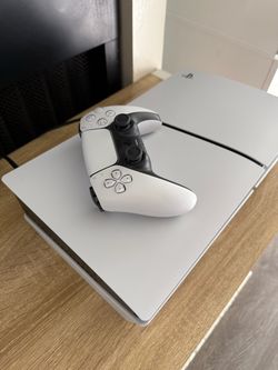 PlayStation 5 Slim Console Disc 1 TB