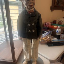 Charlie Mccarthy Ventriloquist Doll. 