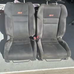 Honda civic SI car seats