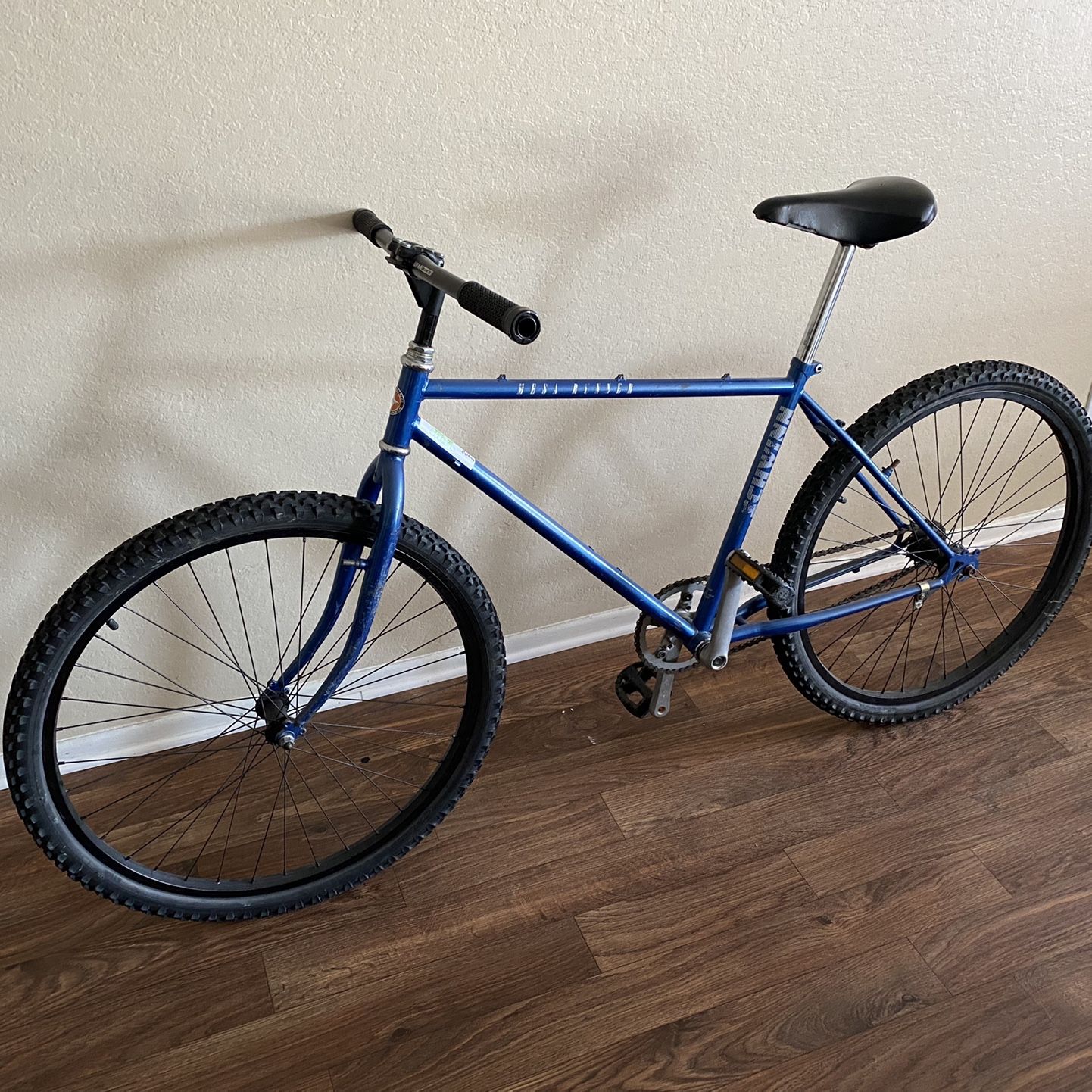 schwinn mesa runner mountain bike