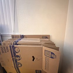 Free Moving Boxes Pick Up ASAP