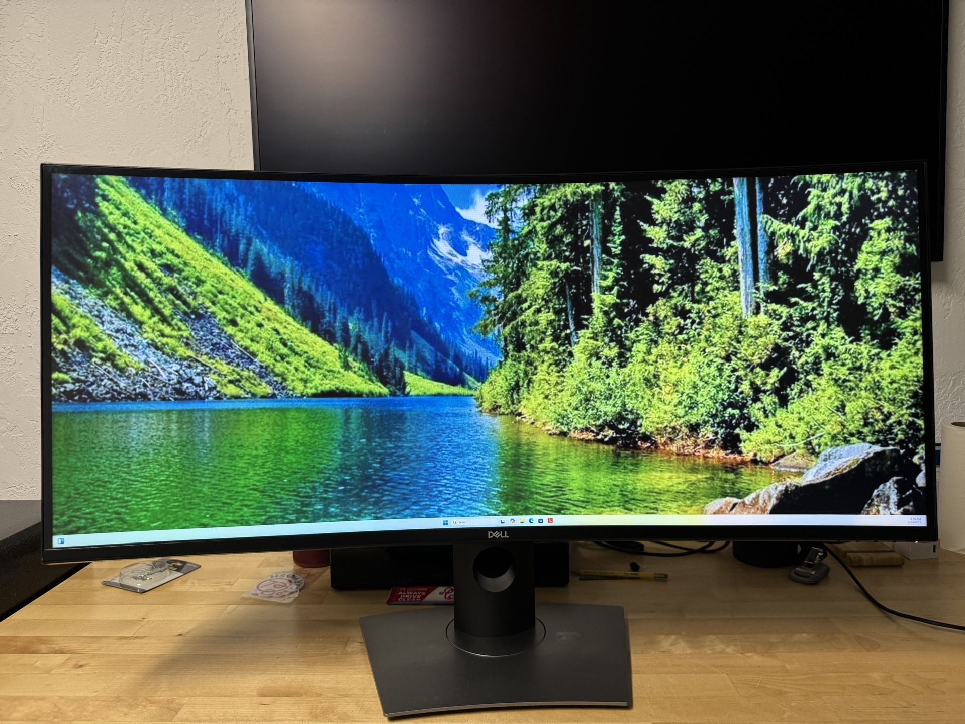 Dell U Series 38” 4K UHD Ultra Wide Screen Curve Monitor